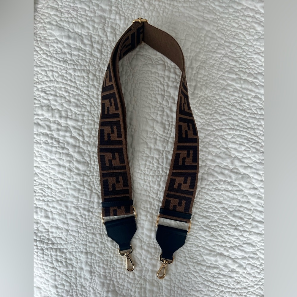 Fendi Strap You